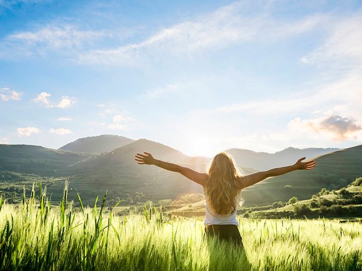 Cuida de ti - El bienestar se refiere a un estado de equilibrio y armonía en el que una persona se siente feliz, saludable y satisfecha en diferentes aspectos de su vida, físico y emocional.